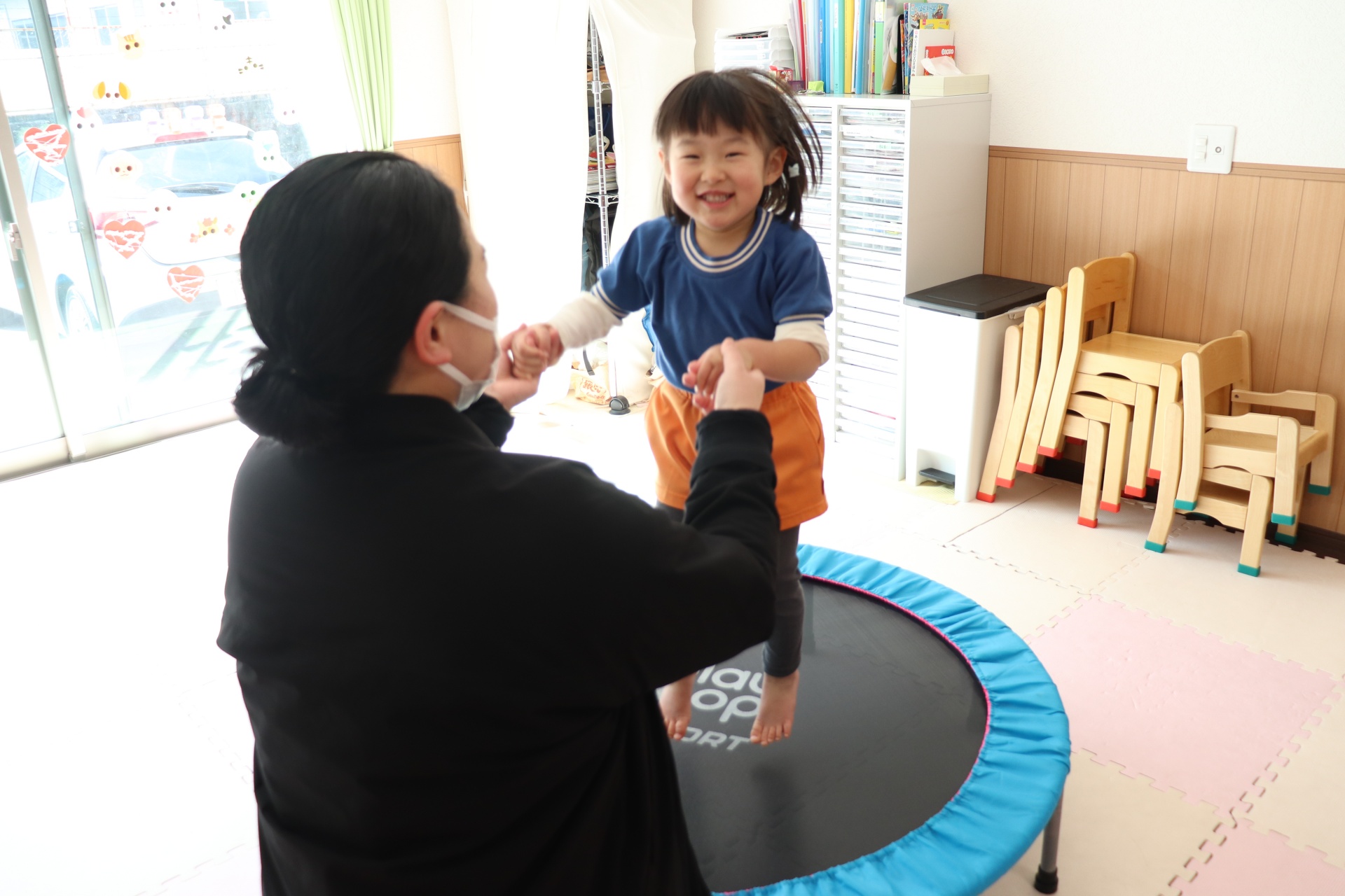 感覚統合を意識した遊び：体を使い、感覚を整え、姿勢を育てます
