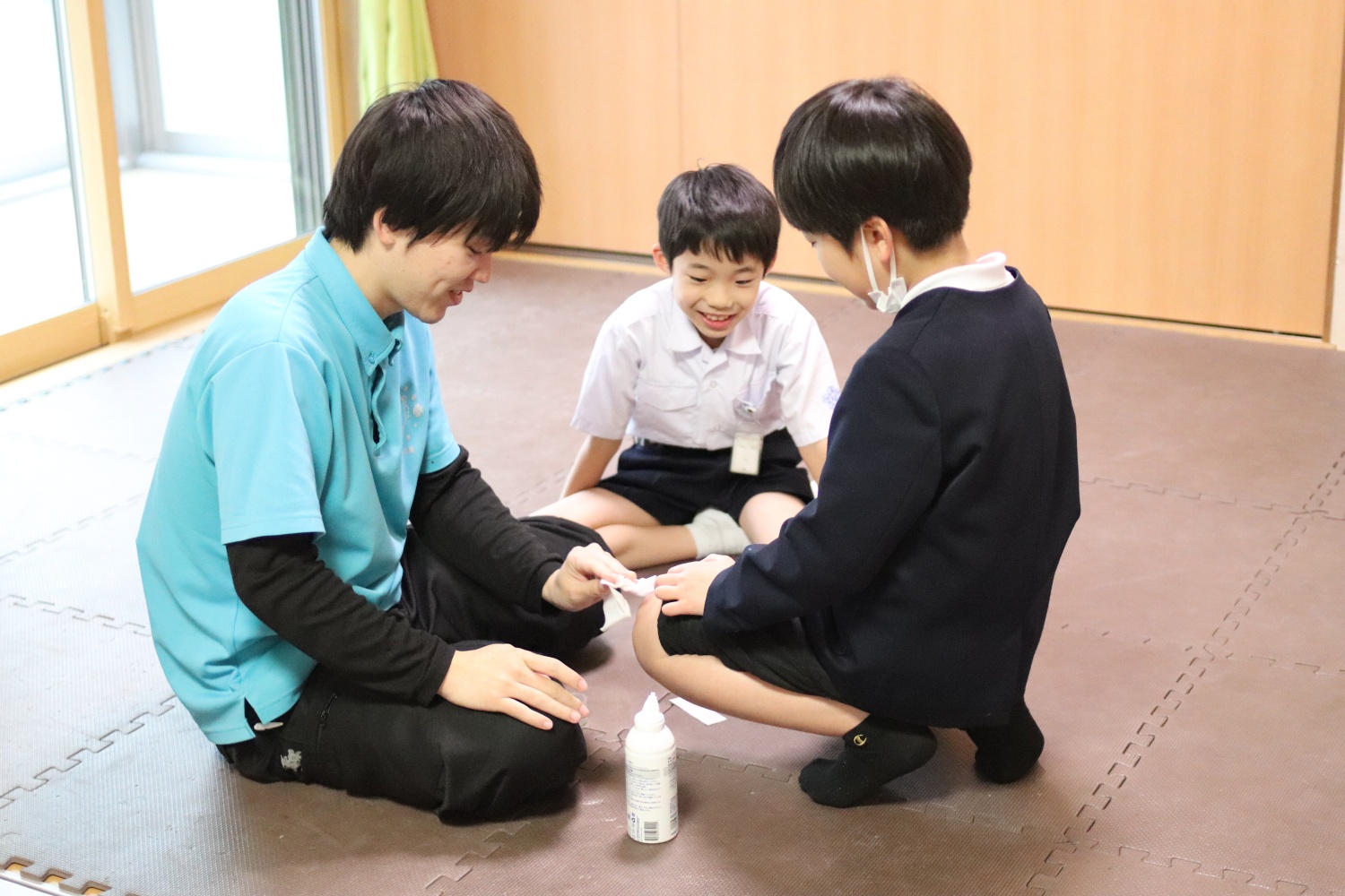 友達との関わりの中で社会性を身につけていきます
