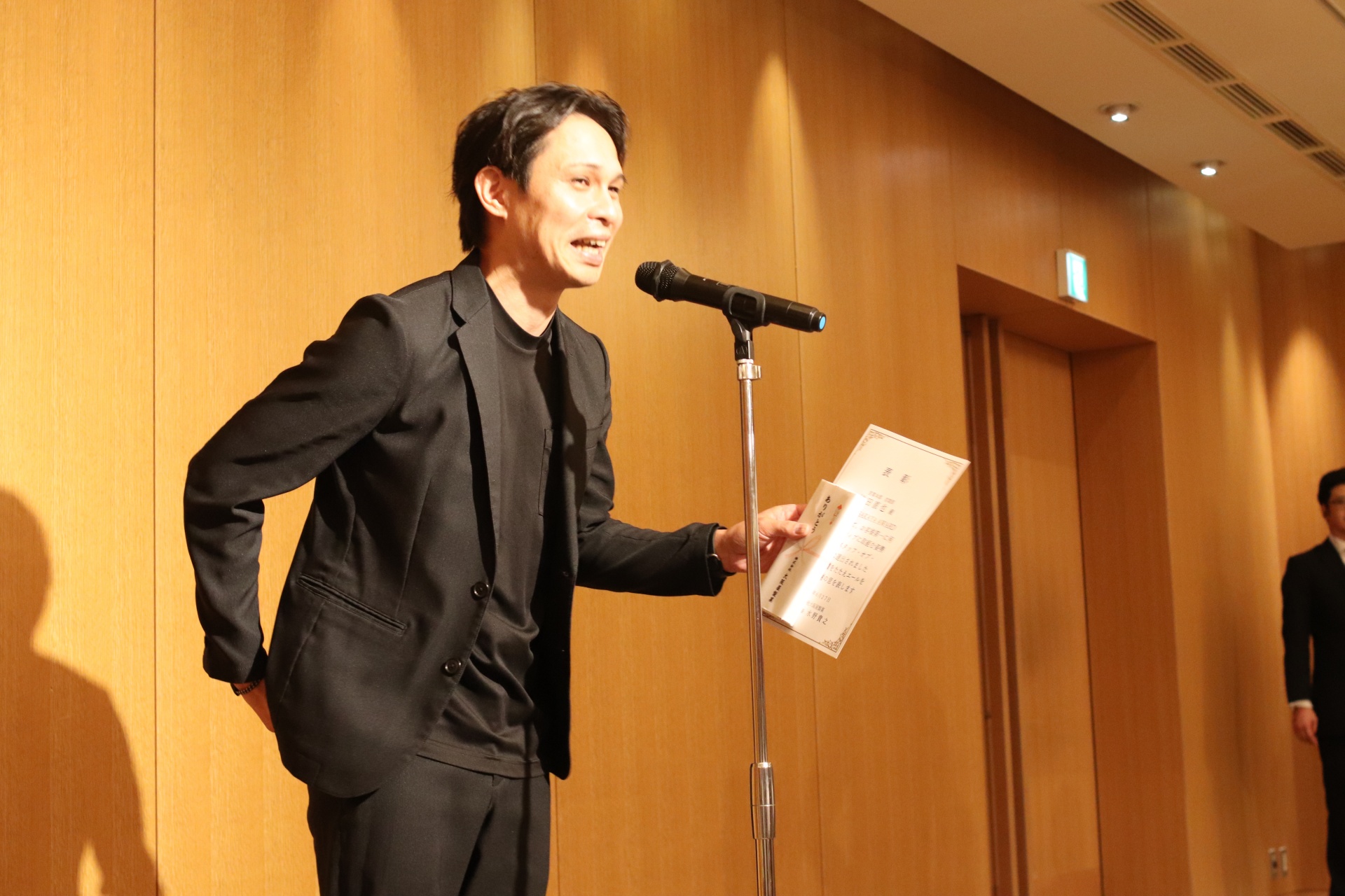 表彰：営業部門を牽引！常にトップを走る頼れる部長