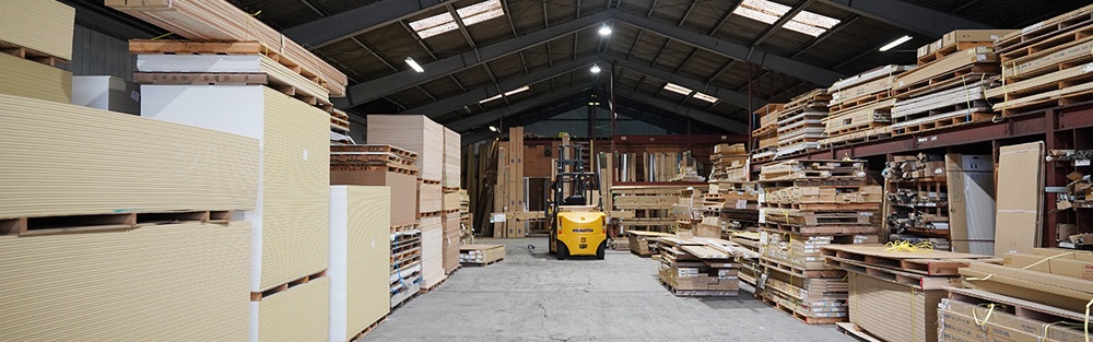 最適な資材と技術を誠実に届け、お客様の「お役立ち」と鹿児島の住宅産業の発展に貢献する