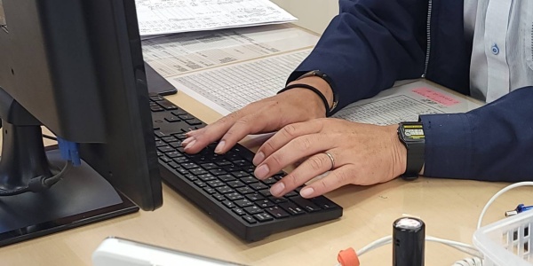 事故報告書の作成