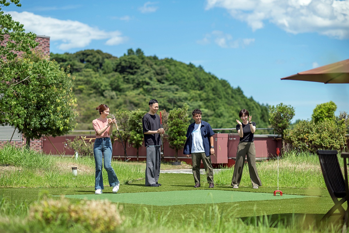 屋上庭園（パターゴルフ場）