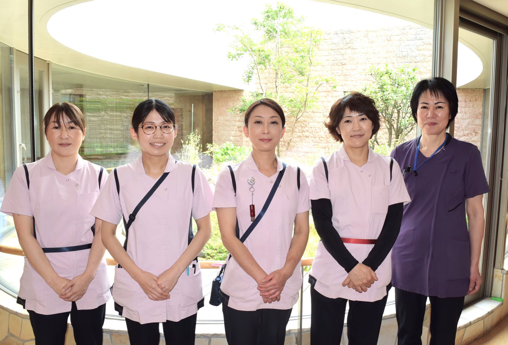 病棟ケアスタッフ