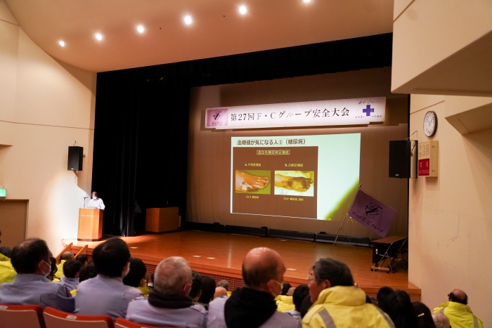 常駐看護師より、健康管理や日々の体調管理に役立つ知識や事例を分かりやすく共有しています