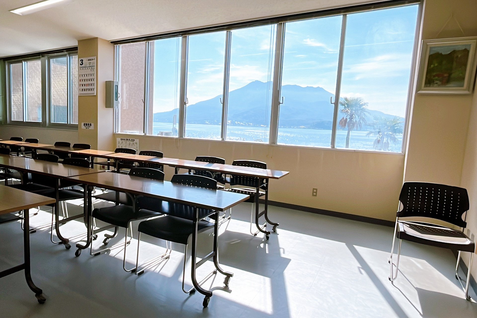 桜島と錦江湾が絶景の会議室